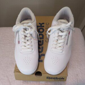 New in Box Women's Reebok Classic White Training Shoes